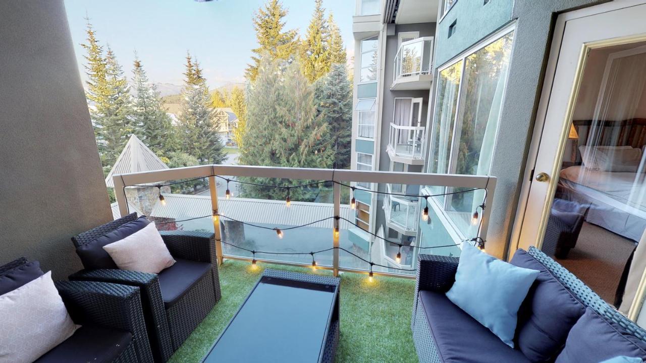 Ski In Ski Out Condo With Pool And Hot Tub By Harmony Whistler Exterior foto